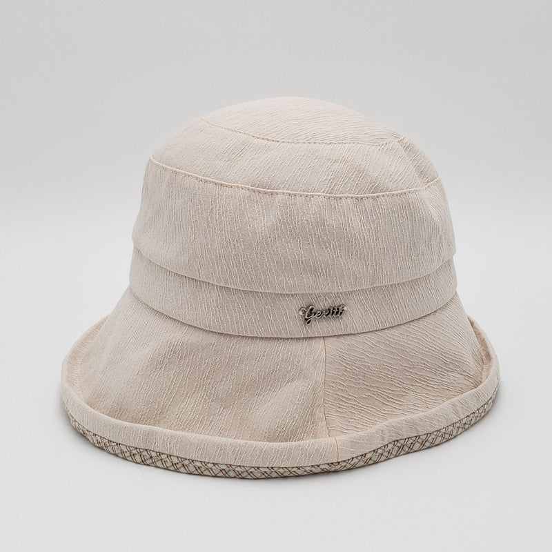 Cotton Embossed Cloche with Checkered Inner Brim